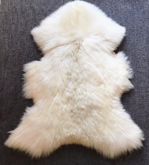 Very Big Bright Ivory Lambskin Rug. 120 cm.